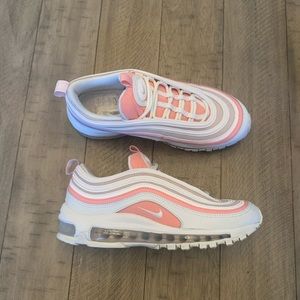Women’s Nike Air Max 97 Size 6.5